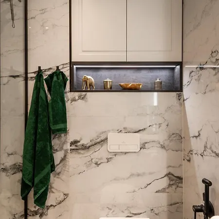 Beautiful Designer In Center Apartment Riga